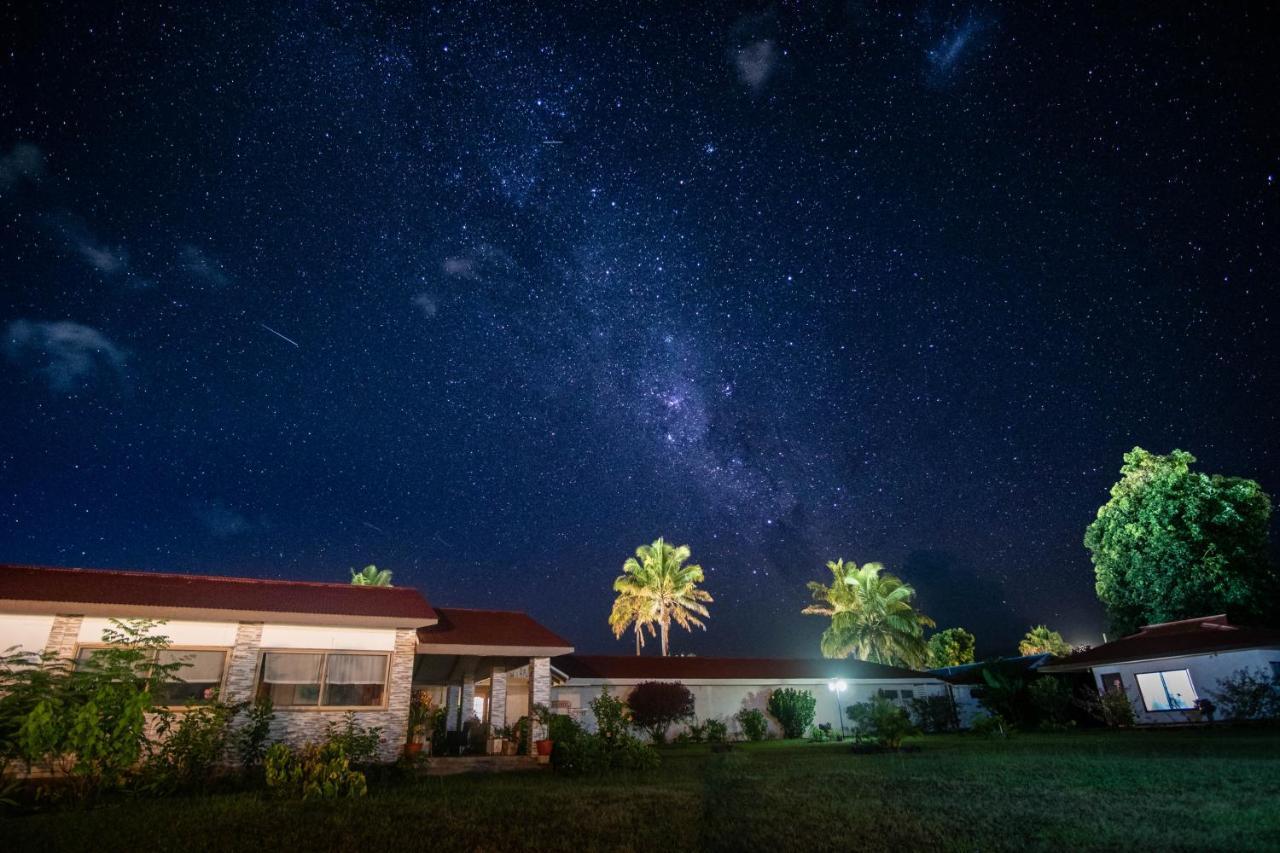 Maru Lodge Hanga Roa Exterior photo